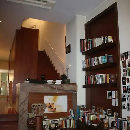 Book House Hotell 3*